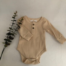 Load image into Gallery viewer, C&amp;T Basic L/S Bodysuit
